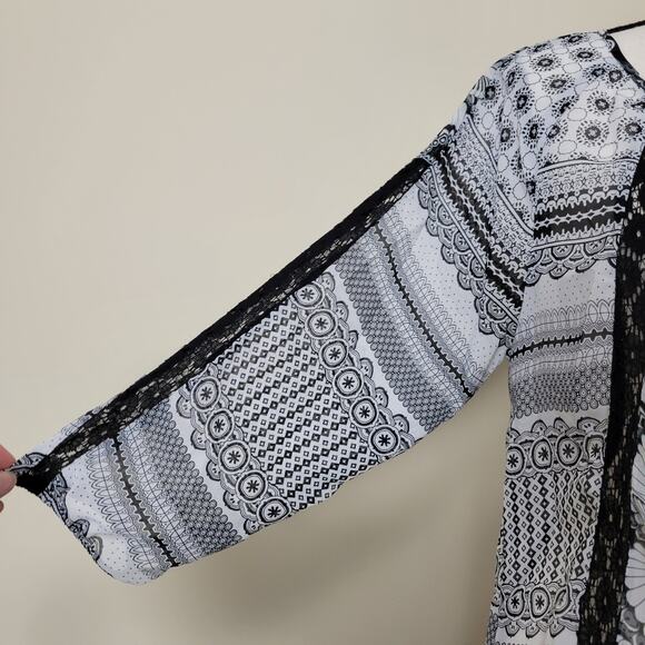 Valerie Stevens M Button Front 3/4 Raglan Sleeve Scoop Neck Lace Blouse Top - Picture 4 of 16